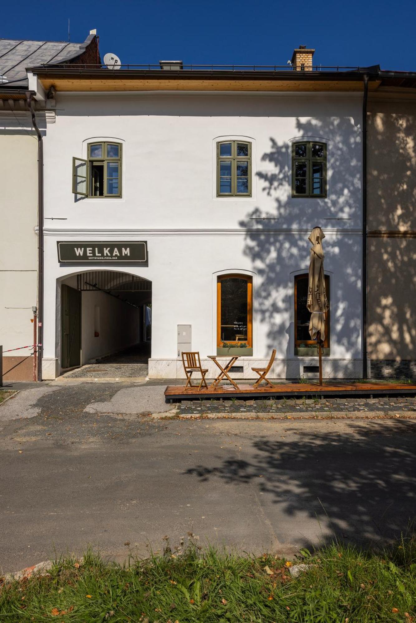 Welkam Hotel Poprad Exterior photo